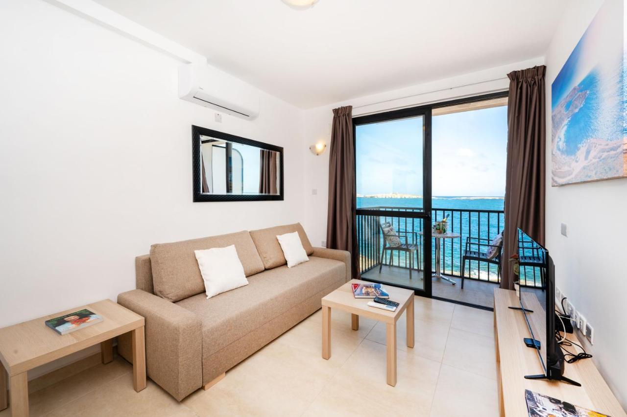 Islet Promenade Seafront Family Apartment With 2 Balconies By Getawaysmalta San Pawl il-Baħar Eksteriør billede