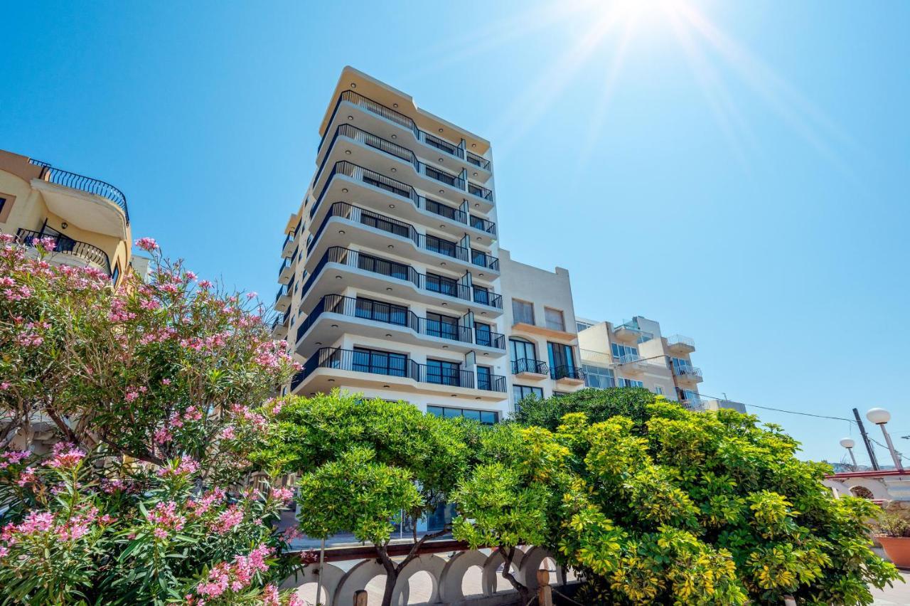 Islet Promenade Seafront Family Apartment With 2 Balconies By Getawaysmalta San Pawl il-Baħar Eksteriør billede