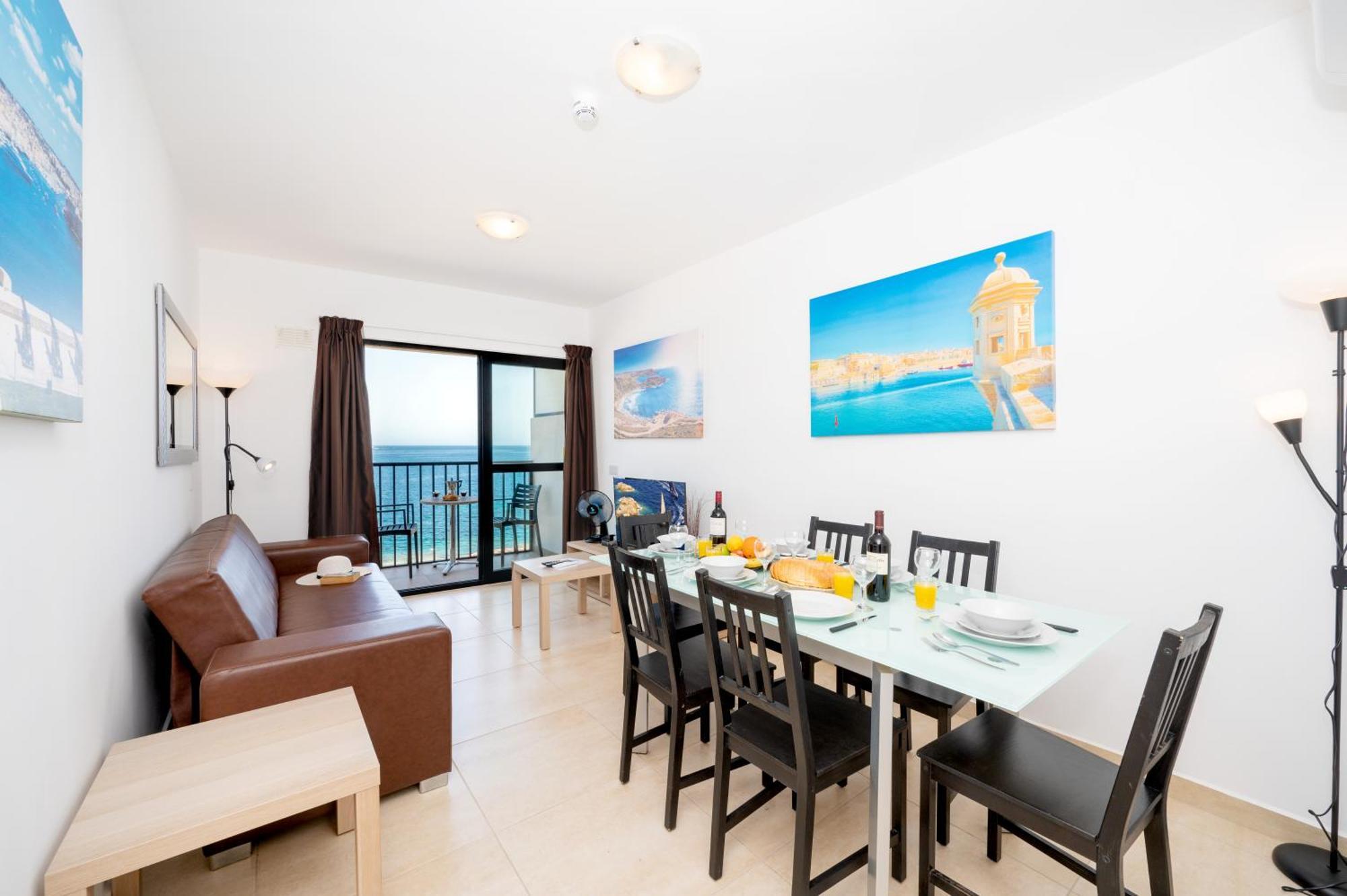 Islet Promenade Seafront Family Apartment With 2 Balconies By Getawaysmalta San Pawl il-Baħar Eksteriør billede