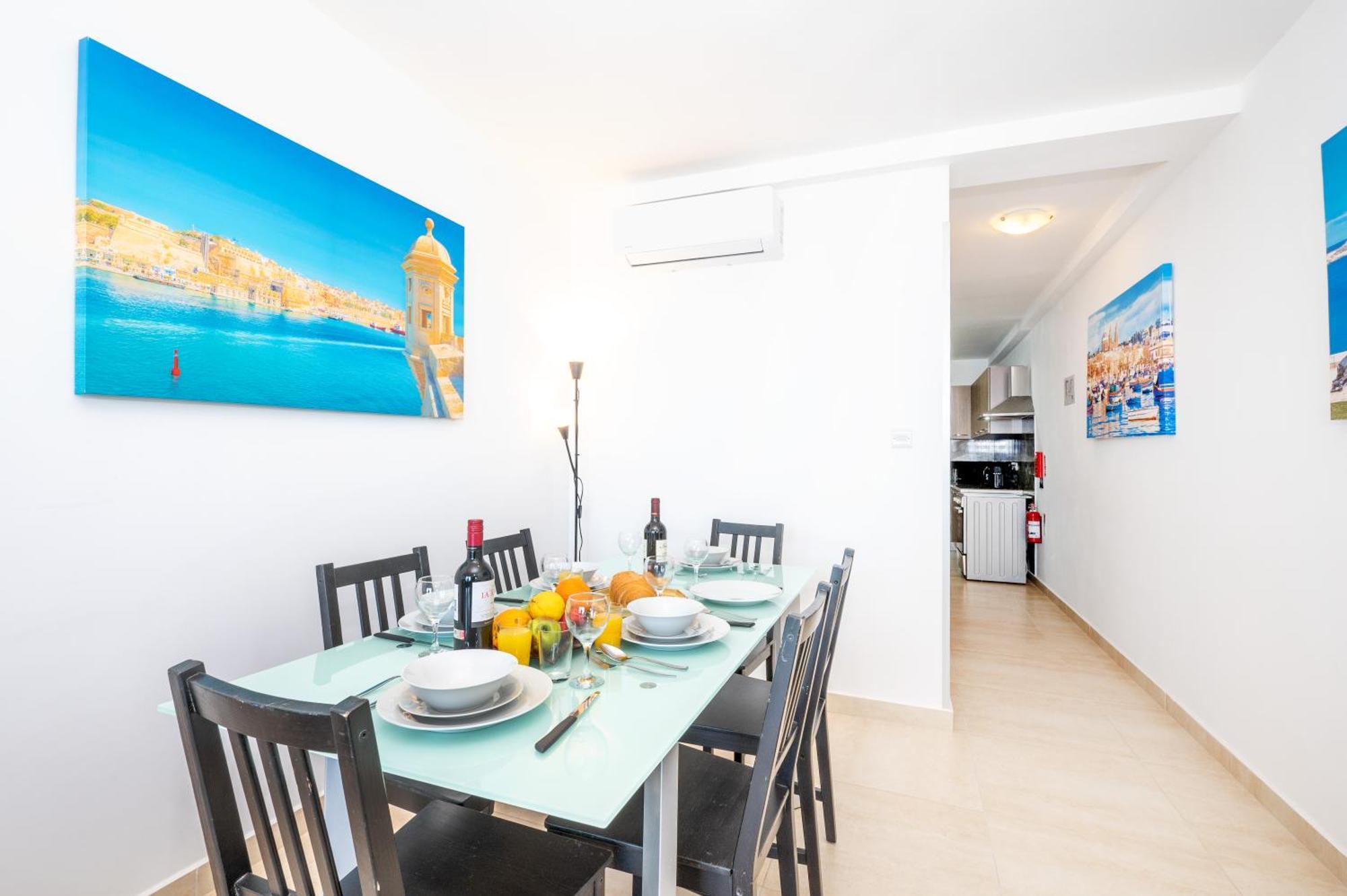 Islet Promenade Seafront Family Apartment With 2 Balconies By Getawaysmalta San Pawl il-Baħar Eksteriør billede